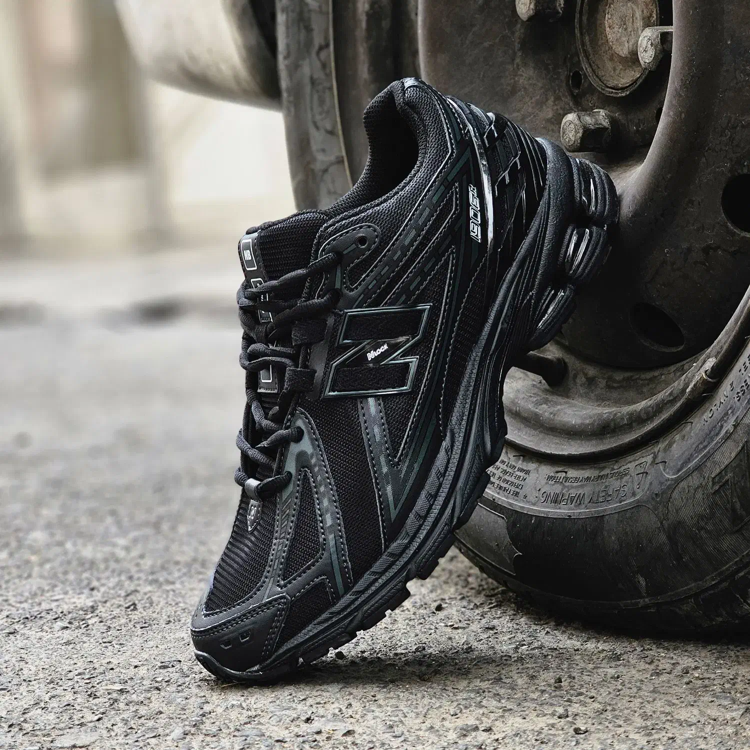 کتونی نیوبالانس ۱۹۰۶ مشکی تمام|کیف، کفش، کمربند|تهران, پرستار|دیوار