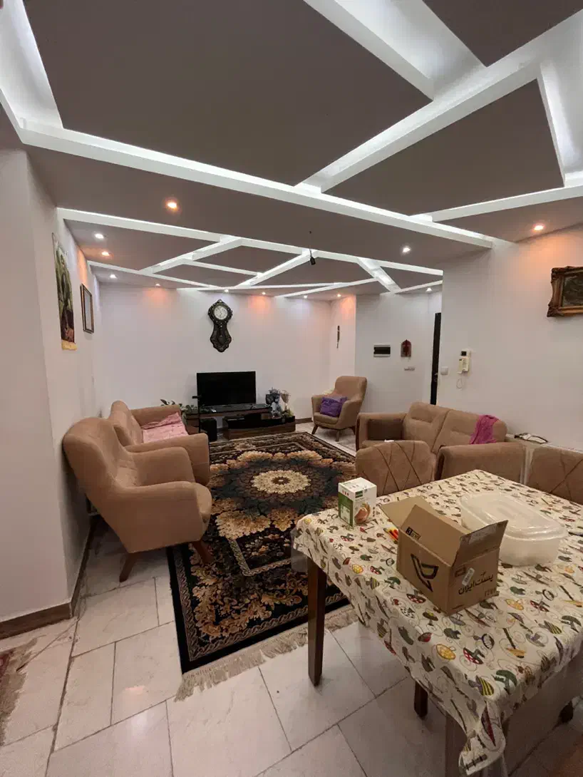 رهن اجاره واحد مسکنمهر ط۱ جنب مجتمع تجاری|اجارهٔ آپارتمان|رشت, کوی مهر|دیوار