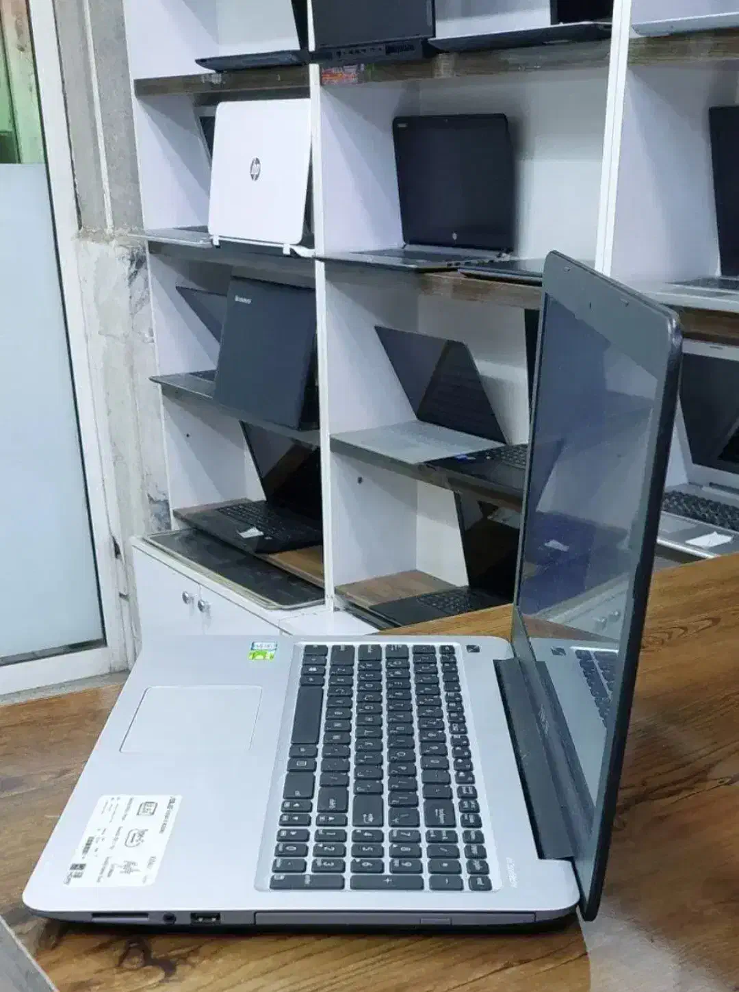 لب تابk556|رایانه همراه|اصفهان, عباس‌آباد|دیوار