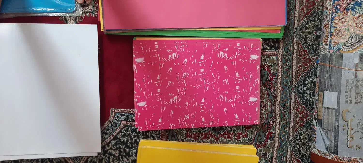 فروش مقوا و پوشه و کاغذ رنگی|لوازم التحریر|شیراز, ریاستی|دیوار