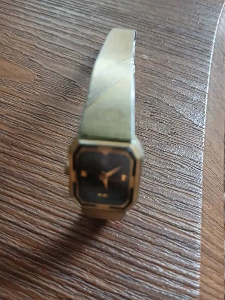 ساعت  انتیک 40 سال پیش|کلکسیون اشیاء عتیقه|تبریز, |دیوار