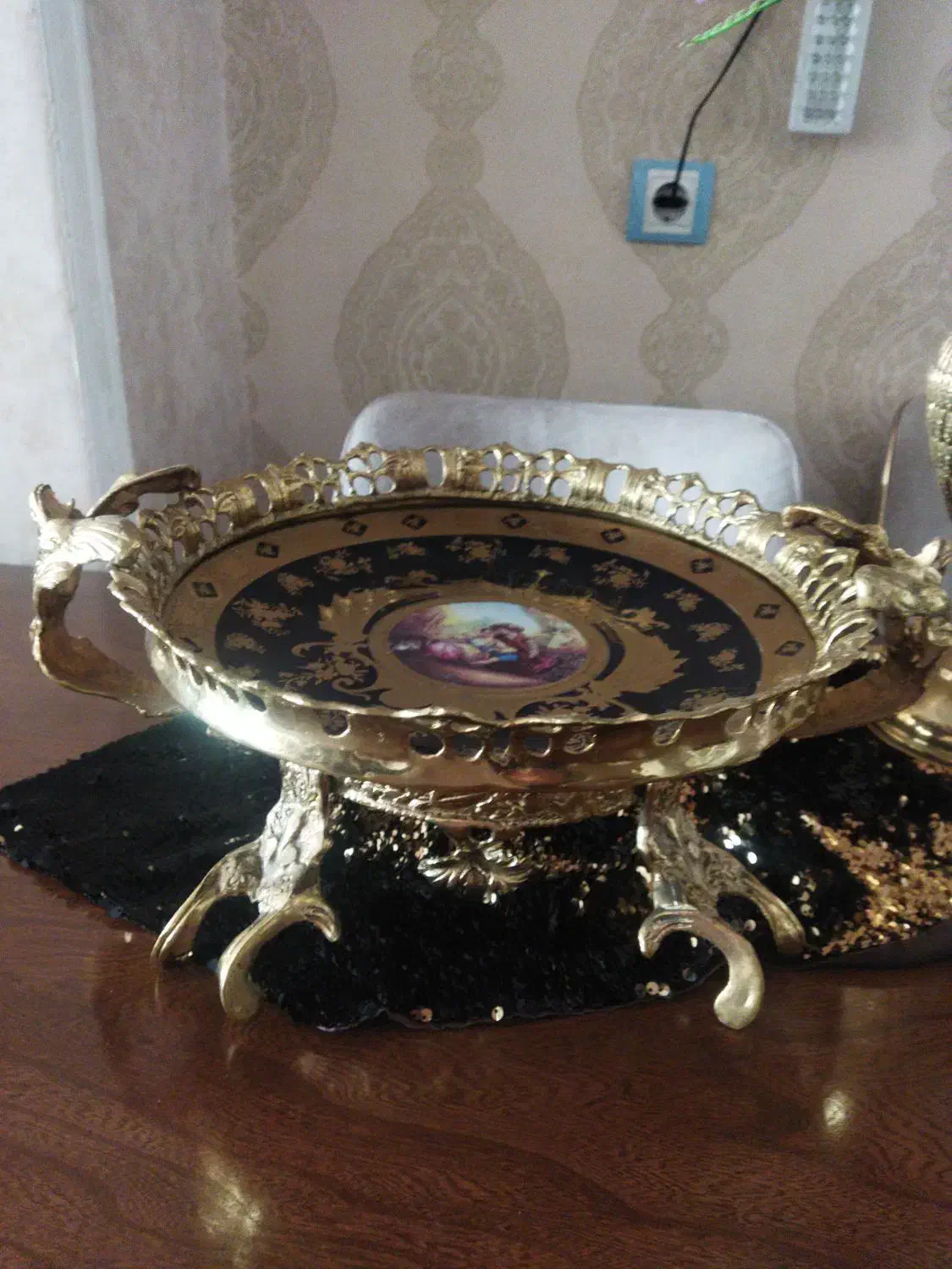 گلدان‌اسب میوه‌خوری‌اجیل‌خوریبرای‌جهیزیه|مجسمه، تندیس، ماکت|تبریز, |دیوار