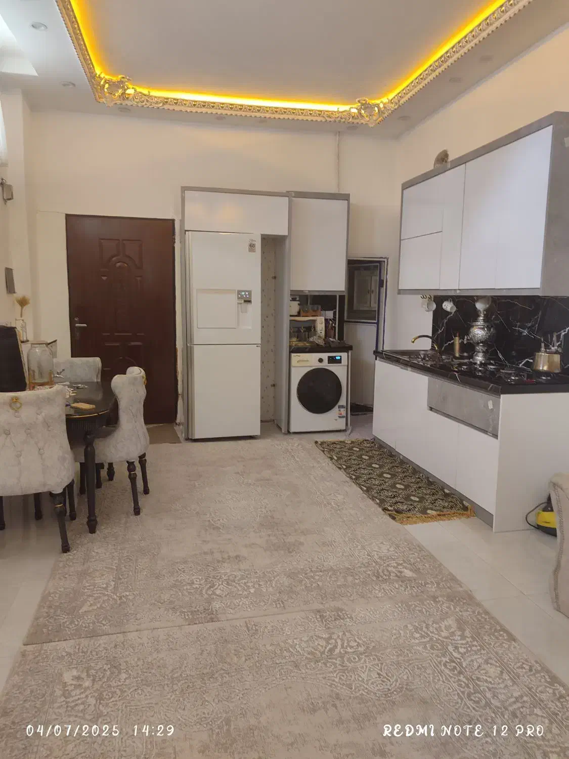 اجاره خونه روزانه کوتاه مدت خیلی تمیر و مرتب|اجارهٔ کوتاهمدت آپارتمان و سوئیت|مشهد, حسینآباد|دیوار