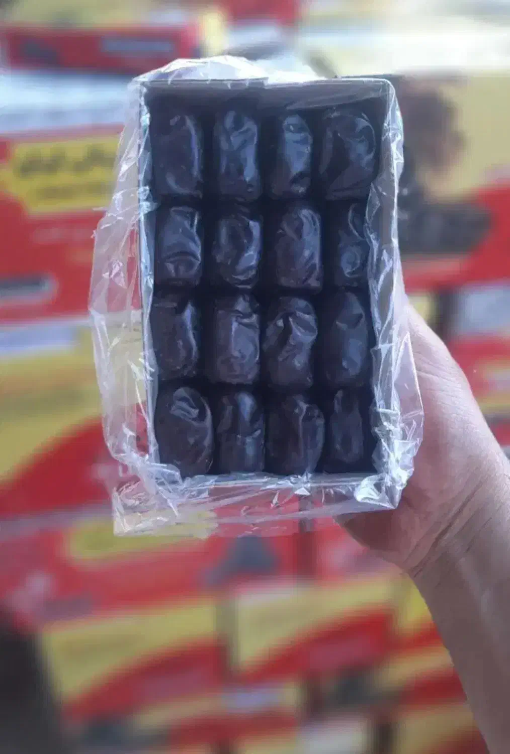 خرما رطب|خوردنی و آشامیدنی|قم, سراجه (۱۵ خرداد)|دیوار