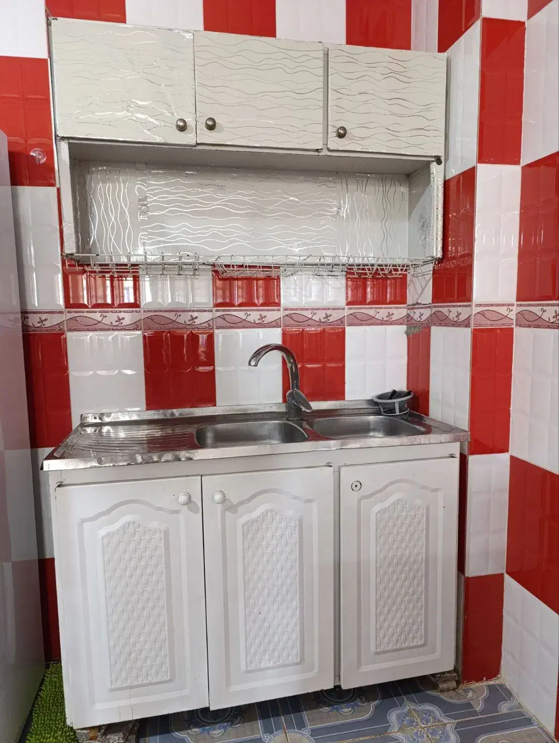 کابینت|آبچکان و نظمدهنده ظروف|زرین دشت (همدان), |دیوار