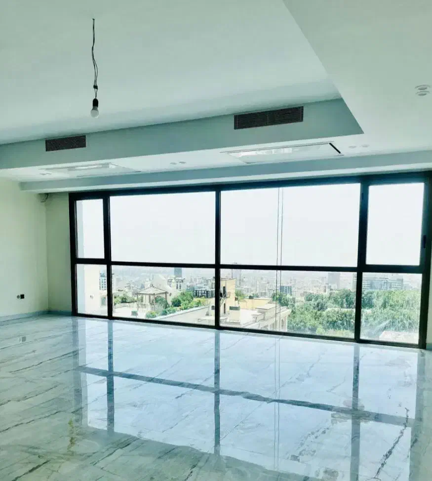 ۱۴۰متر/سه خواب/فول امکانات/سالن سرتاسر پرده خور