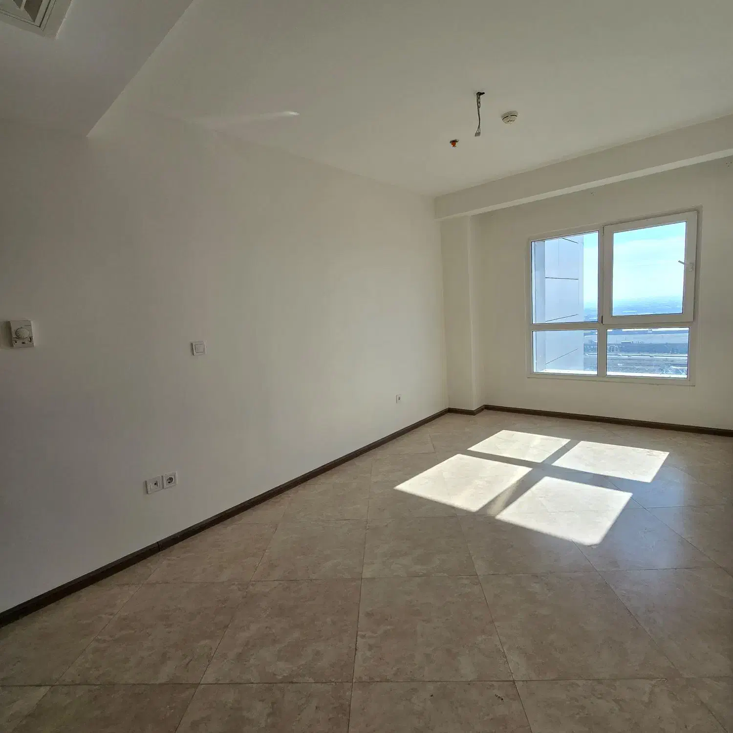 ۱۲۸ متری/دوخواب/همراهشهر/اردستانی