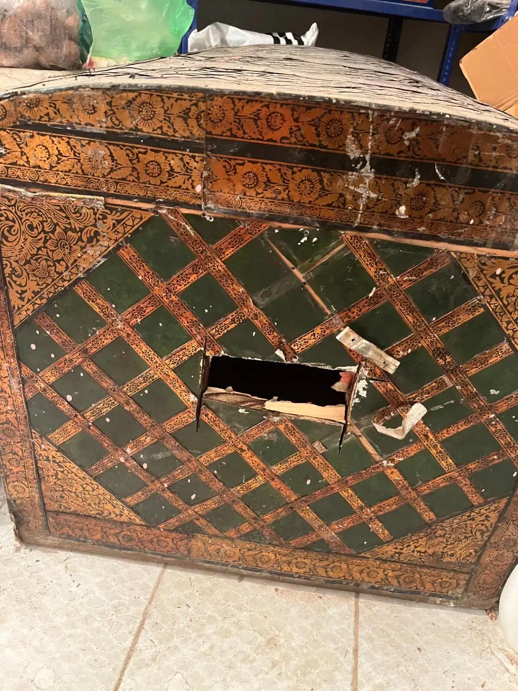 صندوق قدیمی|کلکسیون اشیاء عتیقه|اصفهان, سعادت‌آباد|دیوار