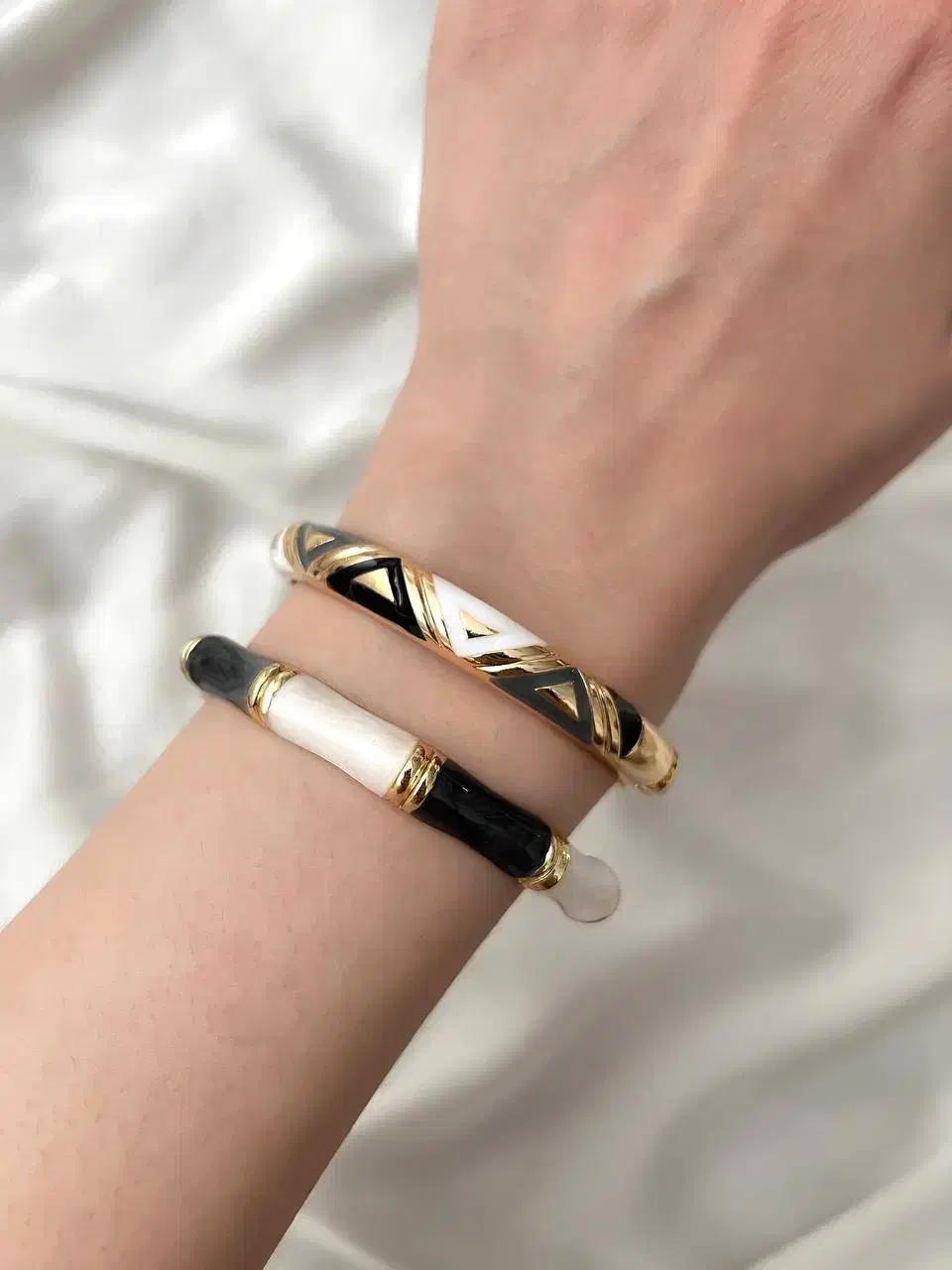 بنگل مینا کاری|زیورآلات و اکسسوری|محلات, |دیوار