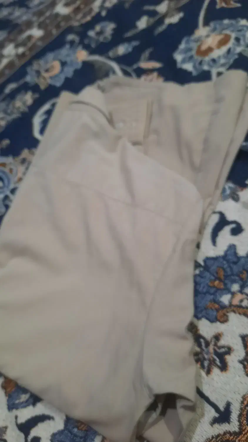 پیراهن خاکی نظامی|لباس|بندرعباس, |دیوار