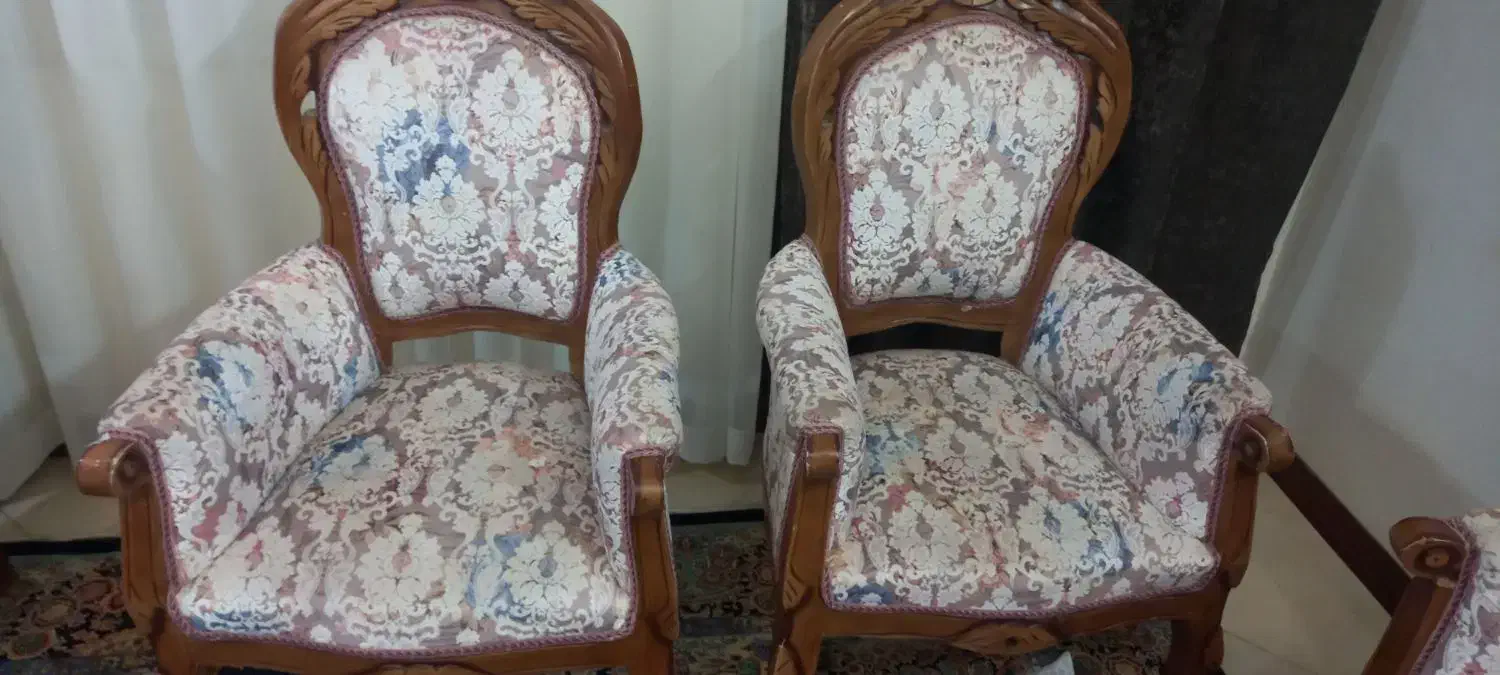 یک دست مبلمان  سلطنتی در حد نو  پارچه ترک۹نفره|مبلمان خانگی و میز عسلی|گلبهار, شهر جدید گلبهار|دیوار