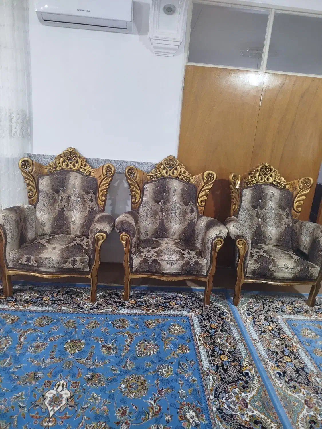 مبل ۷نفره کاملا سالم|مبلمان خانگی و میز عسلی|خرمدره, |دیوار