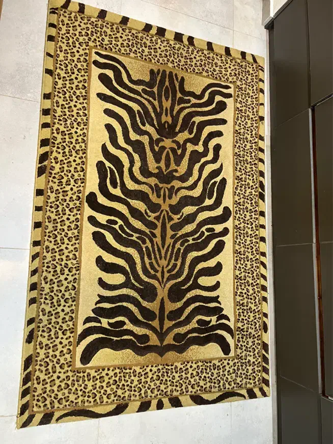 فرش ۴ متری درحد نو|فرش|رشت, کاکتوس|دیوار