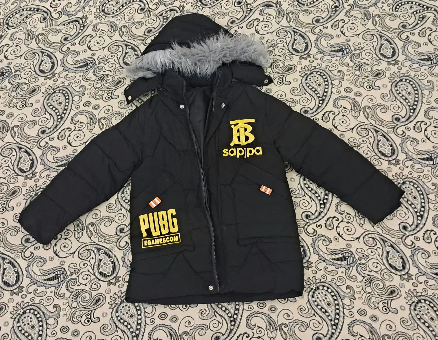 کاپشن بچه گونه|کفش و لباس بچه|امیرآباد, |دیوار