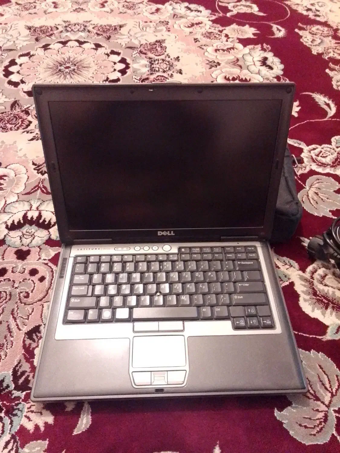 لبتاب دل|رایانه همراه|بومهن, |دیوار