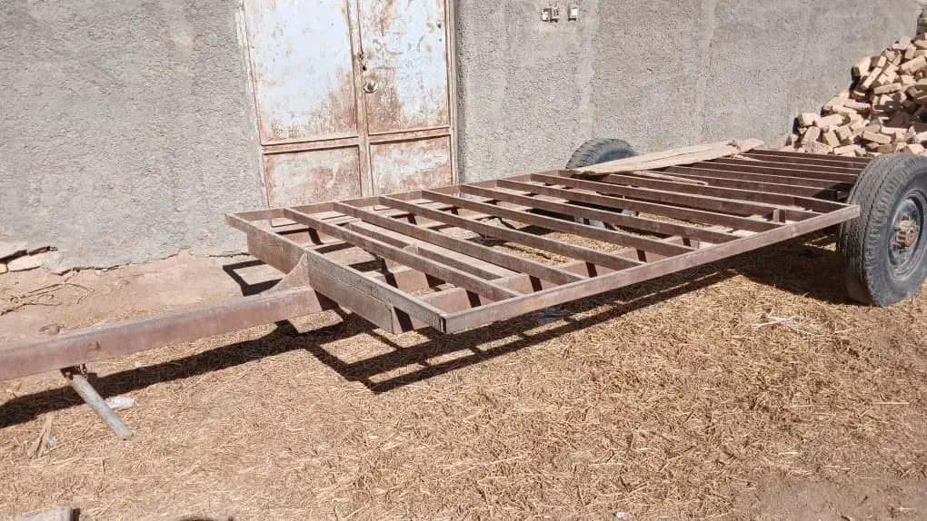 یدک کش پشت تراکتوری بدون لبه|ماشین‌آلات صنعتی|اسفراین, |دیوار