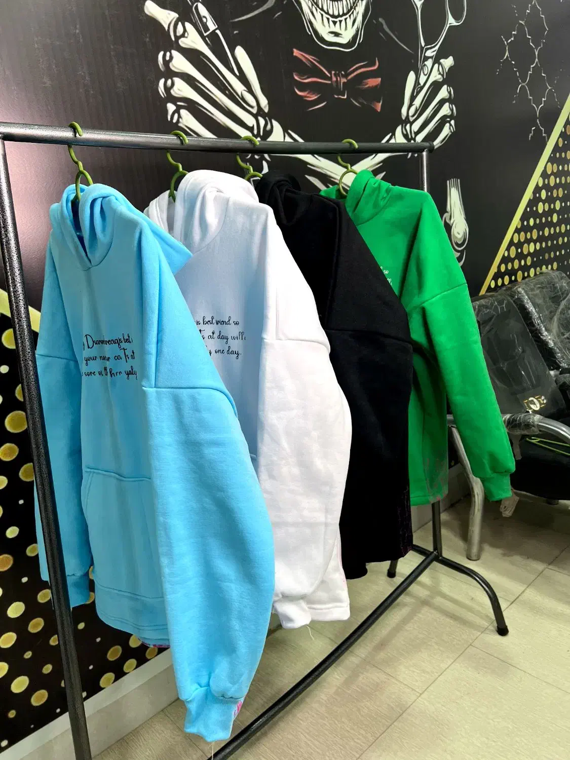 هودی|لباس|کوهدشت, |دیوار