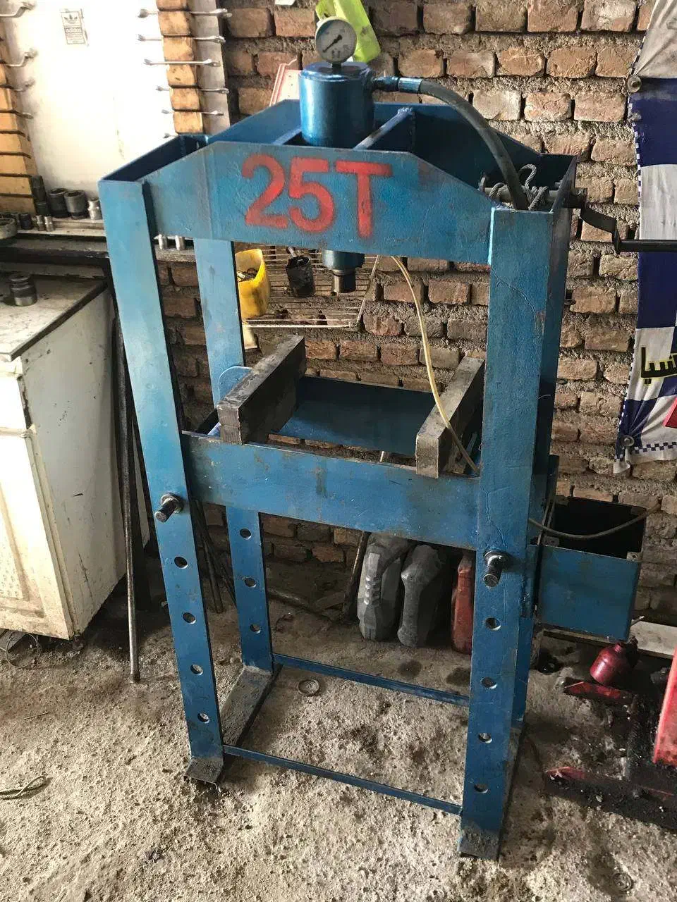 پرس ۲۵ تن|ماشین‌آلات صنعتی|مشگین شهر, |دیوار