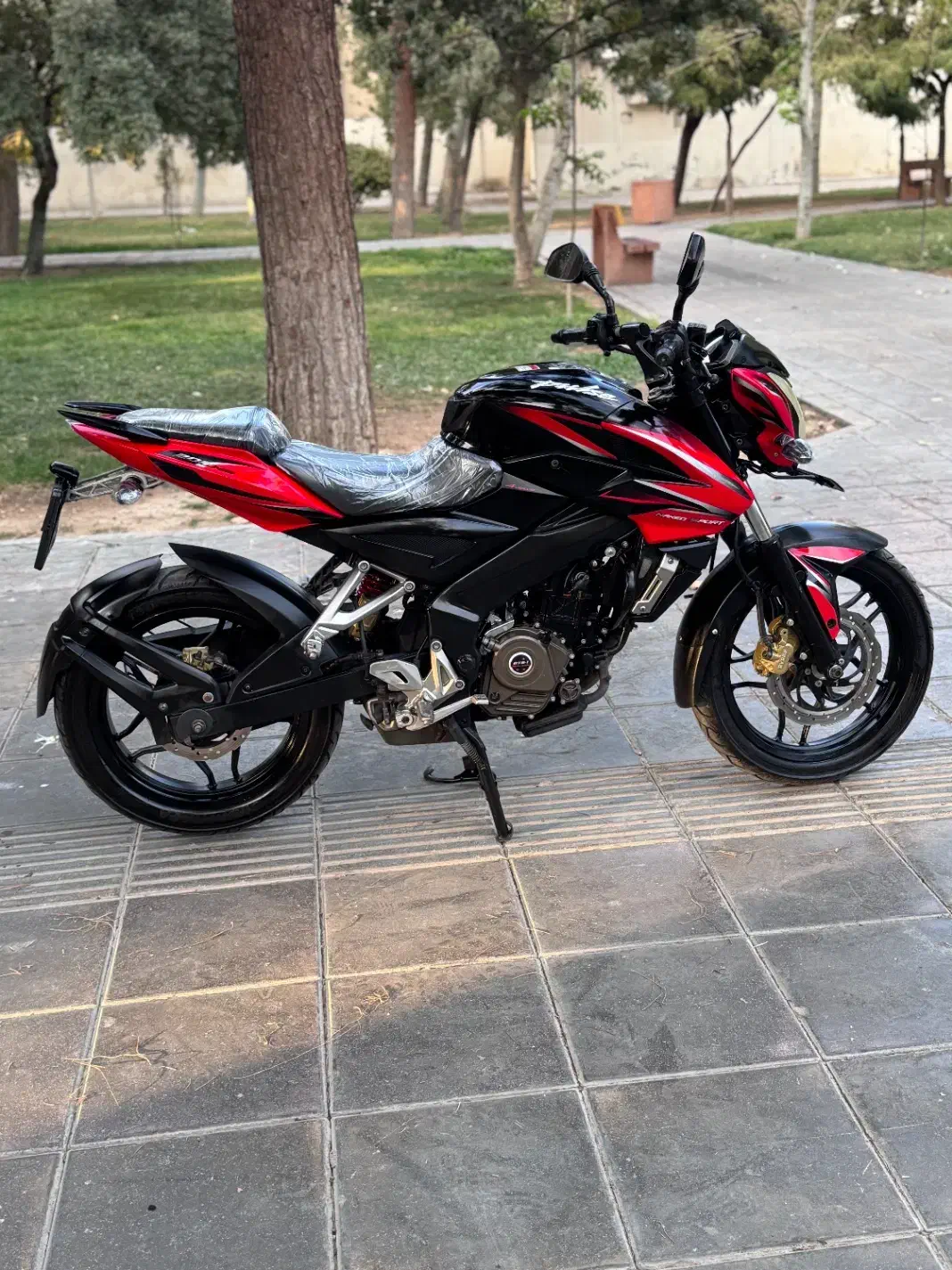 ns200 ان اس ۲۰۰۲۰۰|موتورسیکلت|تهران, هرندی|دیوار