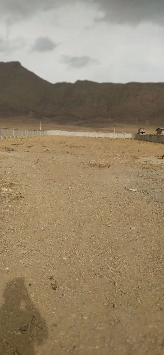 اجاره ۳۰۰۰ متر زمین محصور|اجارهٔ دفتر صنعتی، کشاورزی، تجاری|ملایر, |دیوار