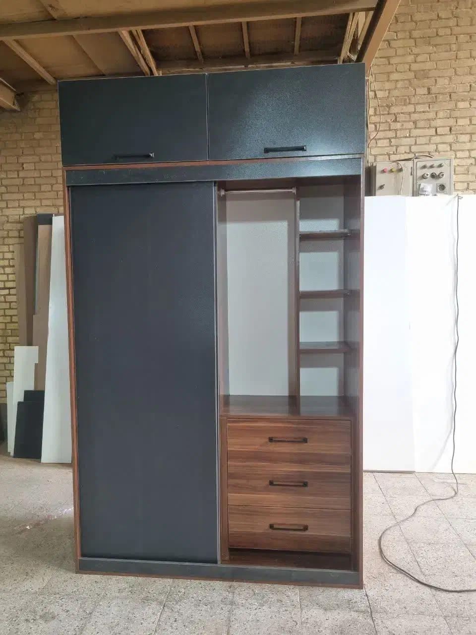 کمددیواری ۳درب بلند کاربردی شلف|جاکفشی، کمد، دراور|تهران, مشیریه|دیوار
