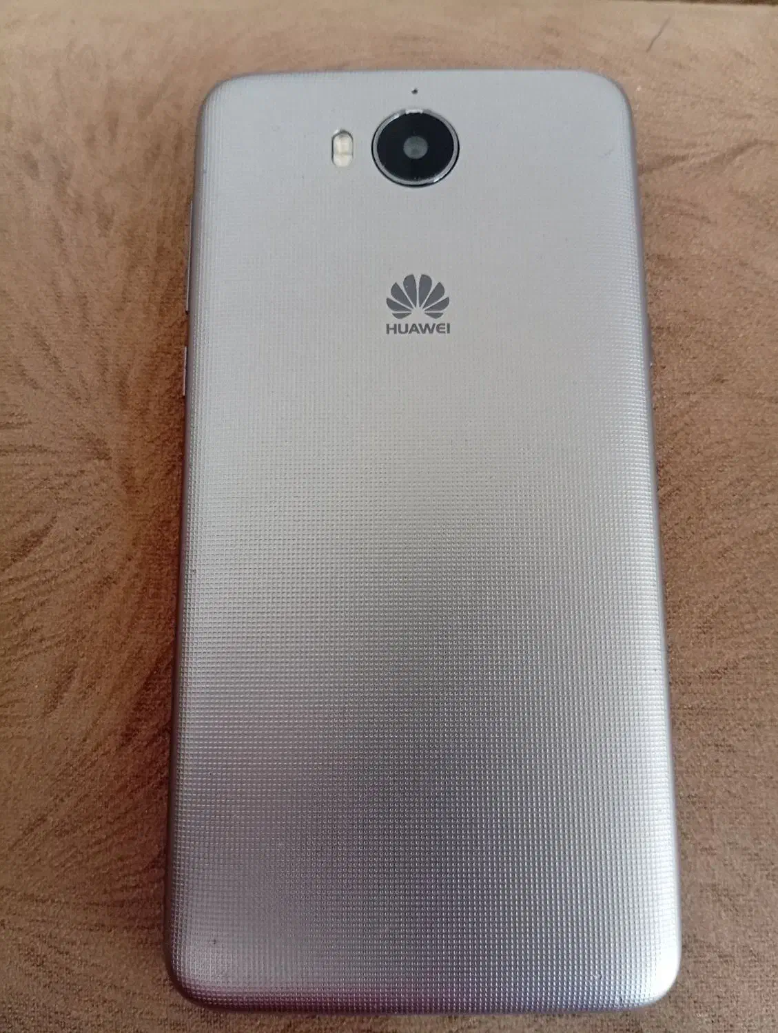 گوشی هواوی به فروش می‌رسد|موبایل|اندیمشک, |دیوار