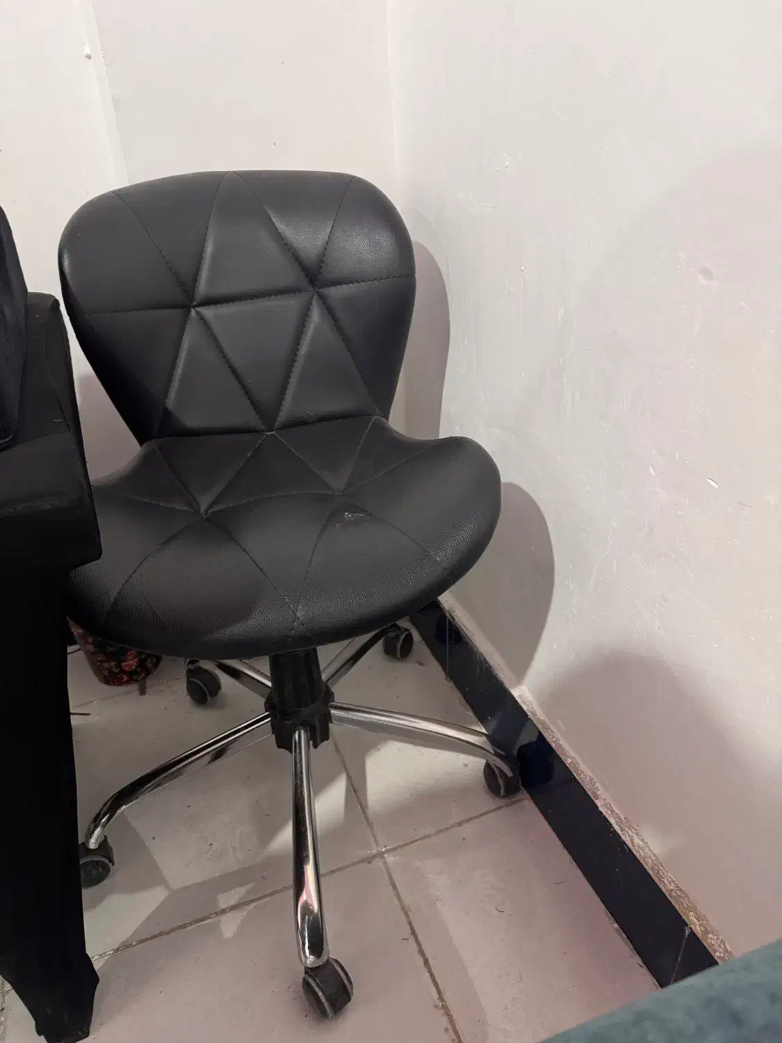 سه عدد صندلی استادکار|مبلمان اداری|بهبهان, |دیوار