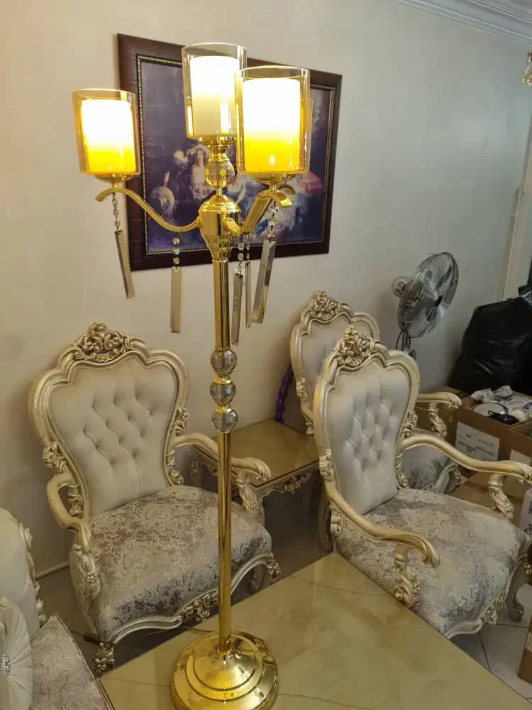 لوستر اباژور کنار سالنی|چراغ خواب و آباژور|پردیس, فاز ۱|دیوار