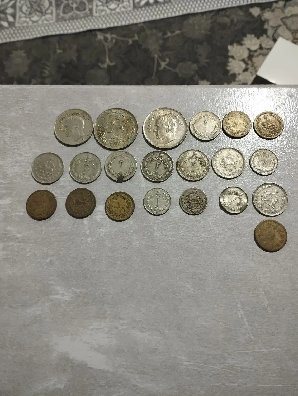 سکه های قدیمی شاهنشاهی  تعداد ۲۱ عدد|کلکسیون سکه، تمبر، اسکناس|ارومیه, |دیوار