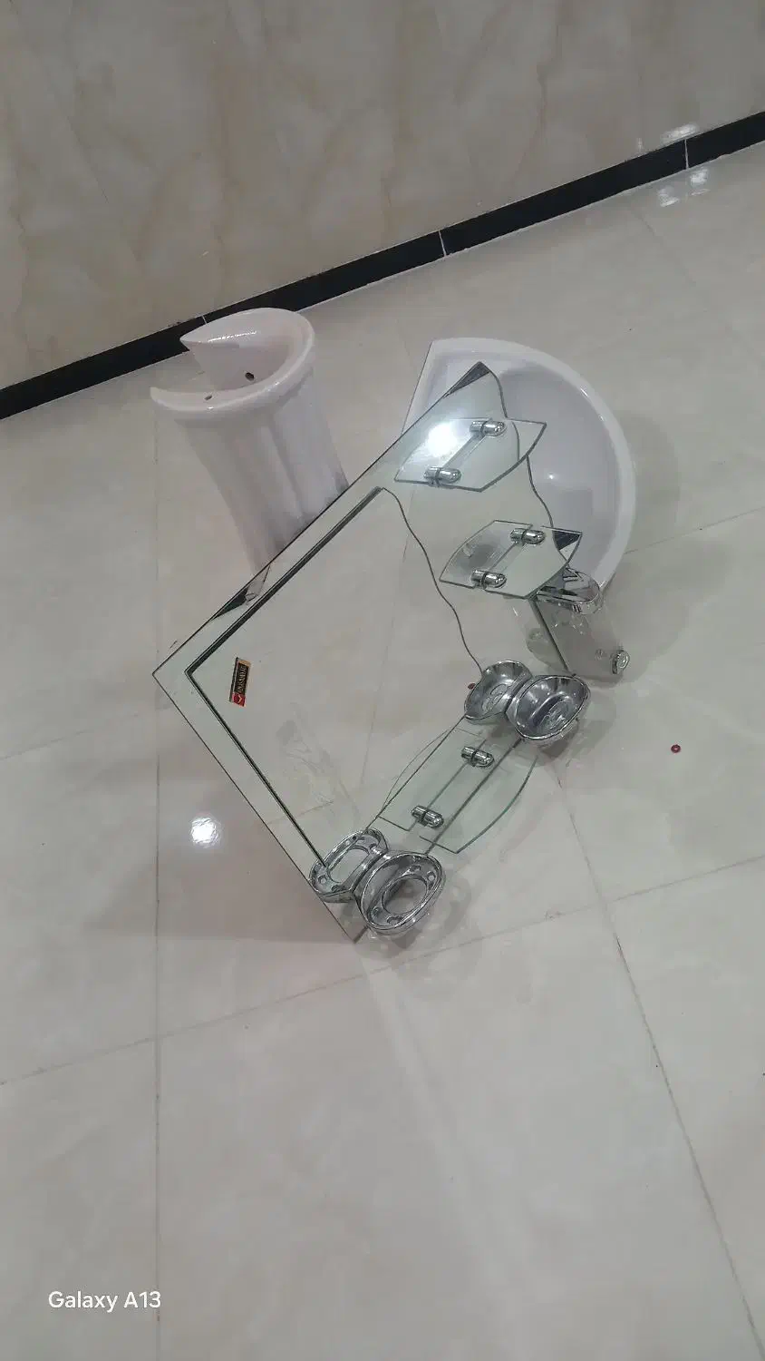 روشویی با آینه|لوازم سرویس بهداشتی|قروه, |دیوار