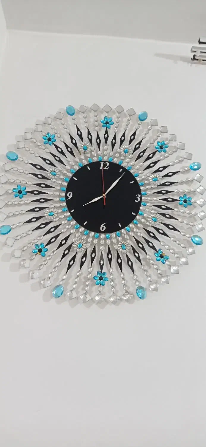 ساعت سنگ دار|ساعت|سقز, |دیوار