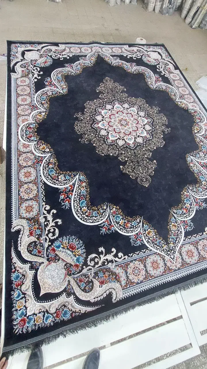 به قیمت قبل فرش ۷۰۰شانه اکرلیک اصل|فرش|بروجرد, |دیوار