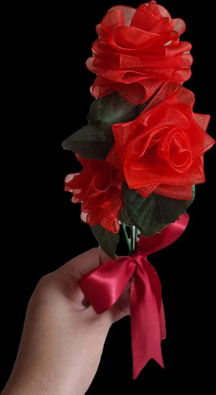 شاخه گل سه تایی فقط ۷۰ تومان|گل مصنوعی|ملکان, |دیوار