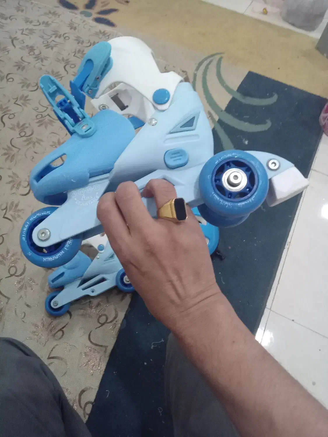 کفش اسکیت مبتدی سایز ۲۷ تا ۳۰|دوچرخه، اسکیت، اسکوتر|مشهد, سعد آباد|دیوار