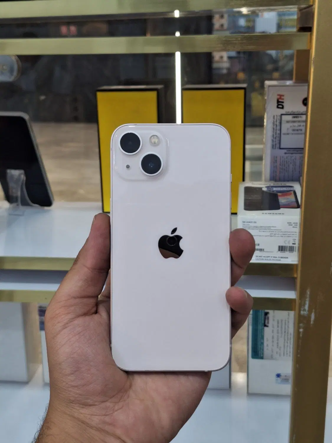 iphone 13 نرمال بدون بازشدگی فوق العاده تمیز|موبایل|اصفهان, گلزار|دیوار