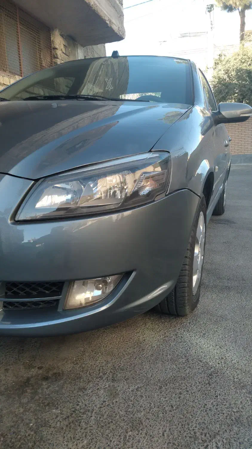 رانا پلاس مدل ۱۴۰۰ بدون رنگ|خودرو سواری و وانت|اصفهان, شهرک میلاد|دیوار