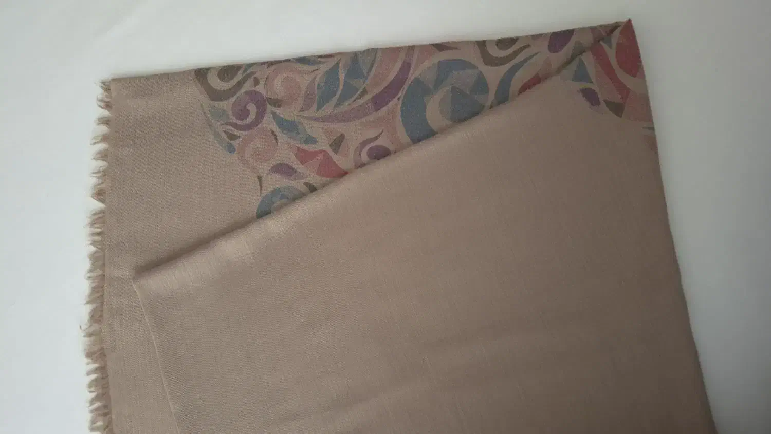 حراج تعدادی شال نو|حراج|قزوین, |دیوار