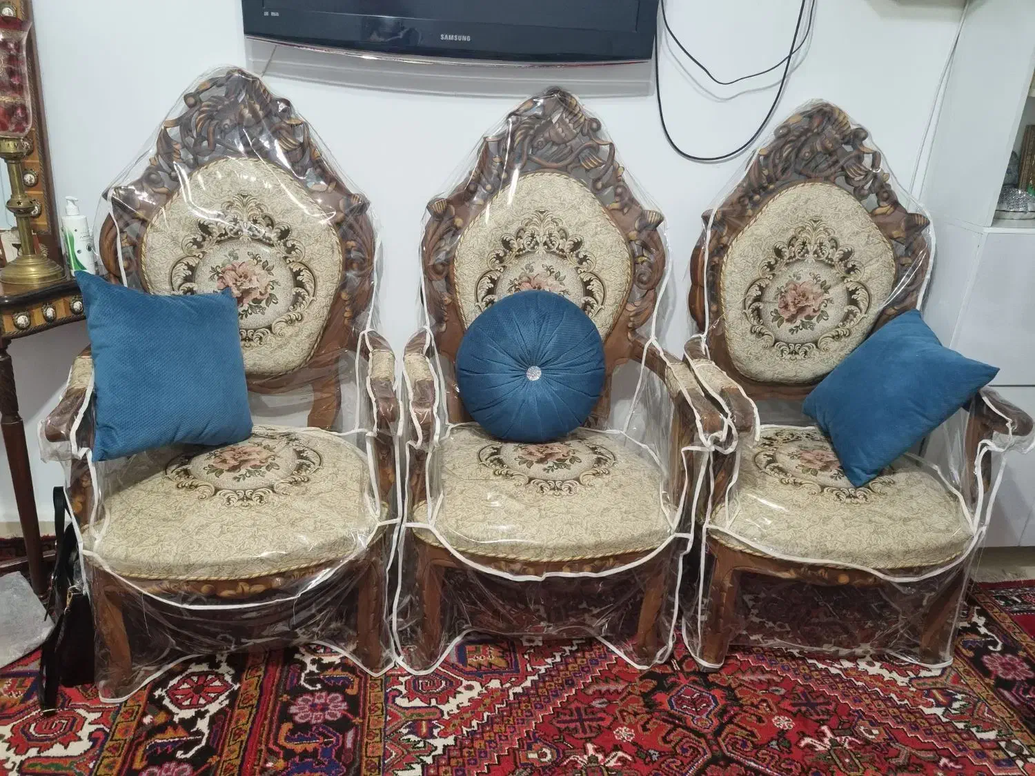 مبل سلطنتی (فرحی) ۸ نفره|مبلمان خانگی و میز عسلی|مراغه, |دیوار