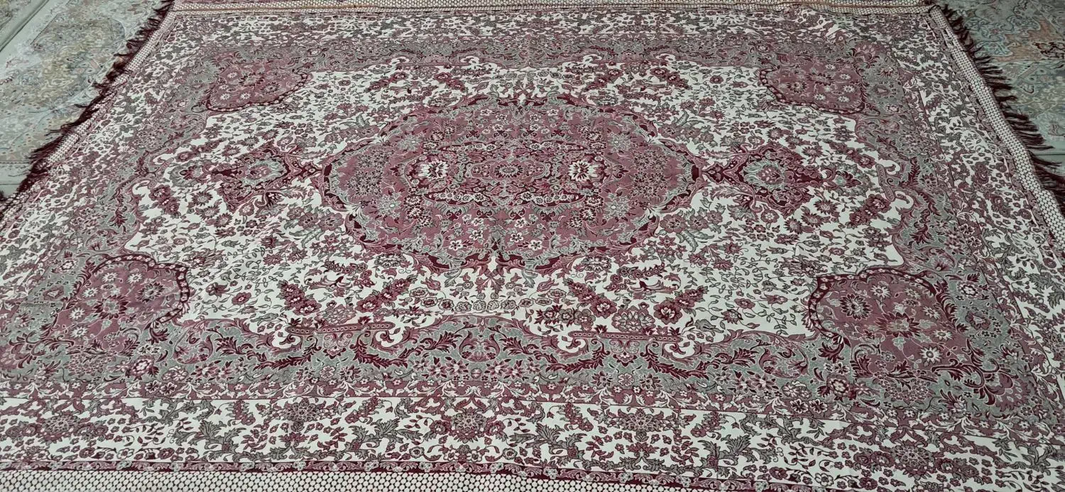 یک جفت روفرشی|روفرشی|مشهد, شهید آوینی|دیوار