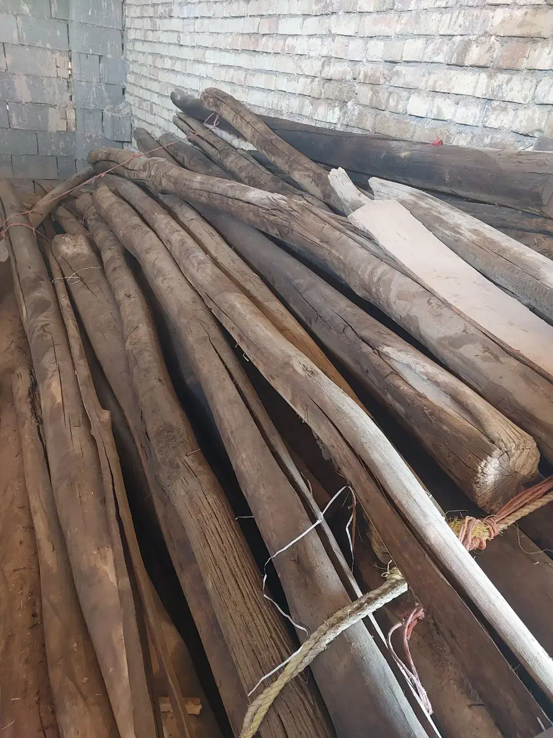 تیر چوبی|مصالح و تجهیزات ساختمان|برخوار, |دیوار