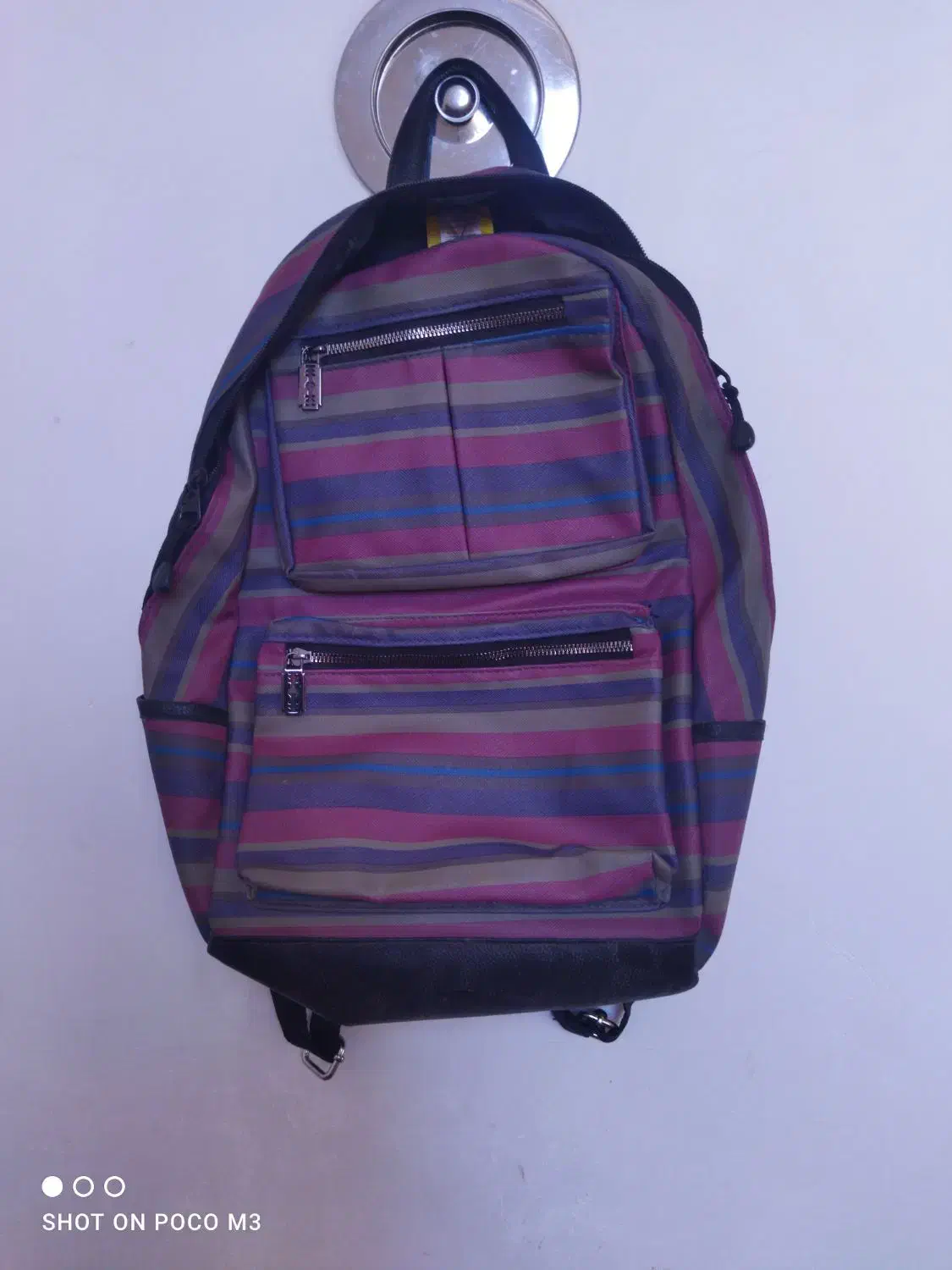 کوله|کیف، کفش، کمربند|سمنان, |دیوار