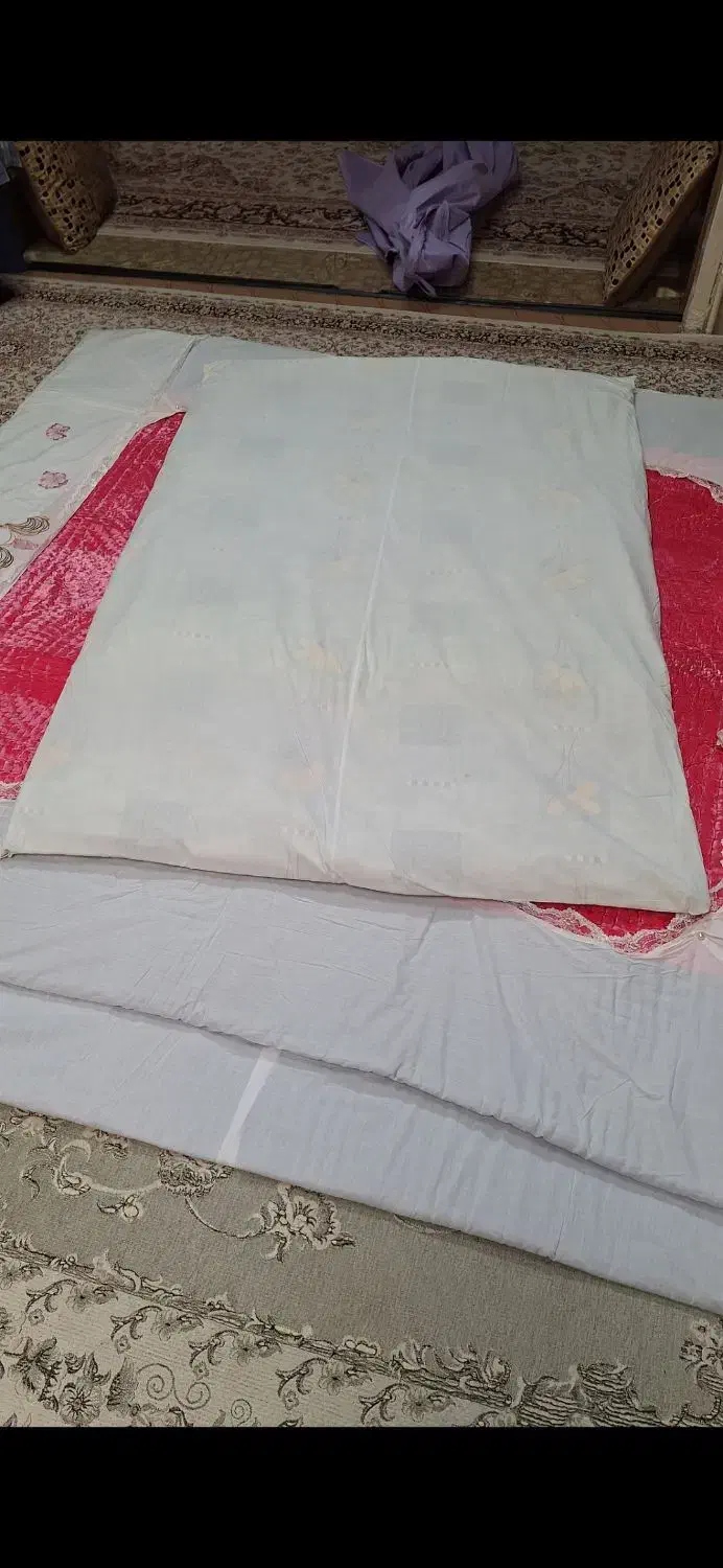 ۲ عدد لحاف و ۱ عددتشک پنبه نو ۲ نفره|رختخواب، بالش، پتو|باقرشهر, |دیوار