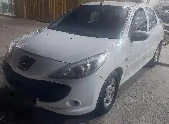 207 اتومات مدل ۹۶|خودرو سواری و وانت|یزد, |دیوار