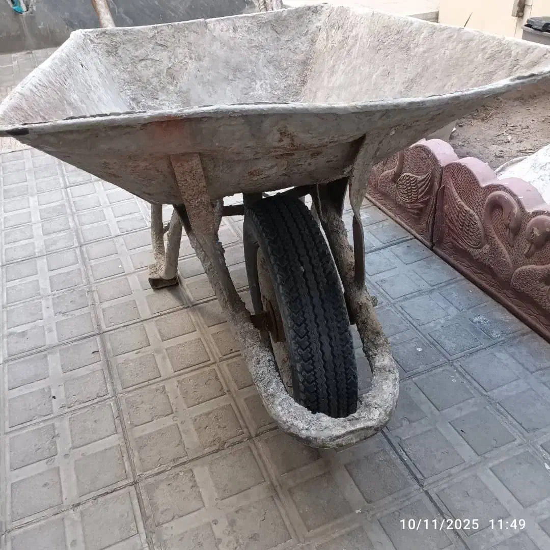 فرغون بسیار تمیز|ابزارآلات|تبریز, |دیوار