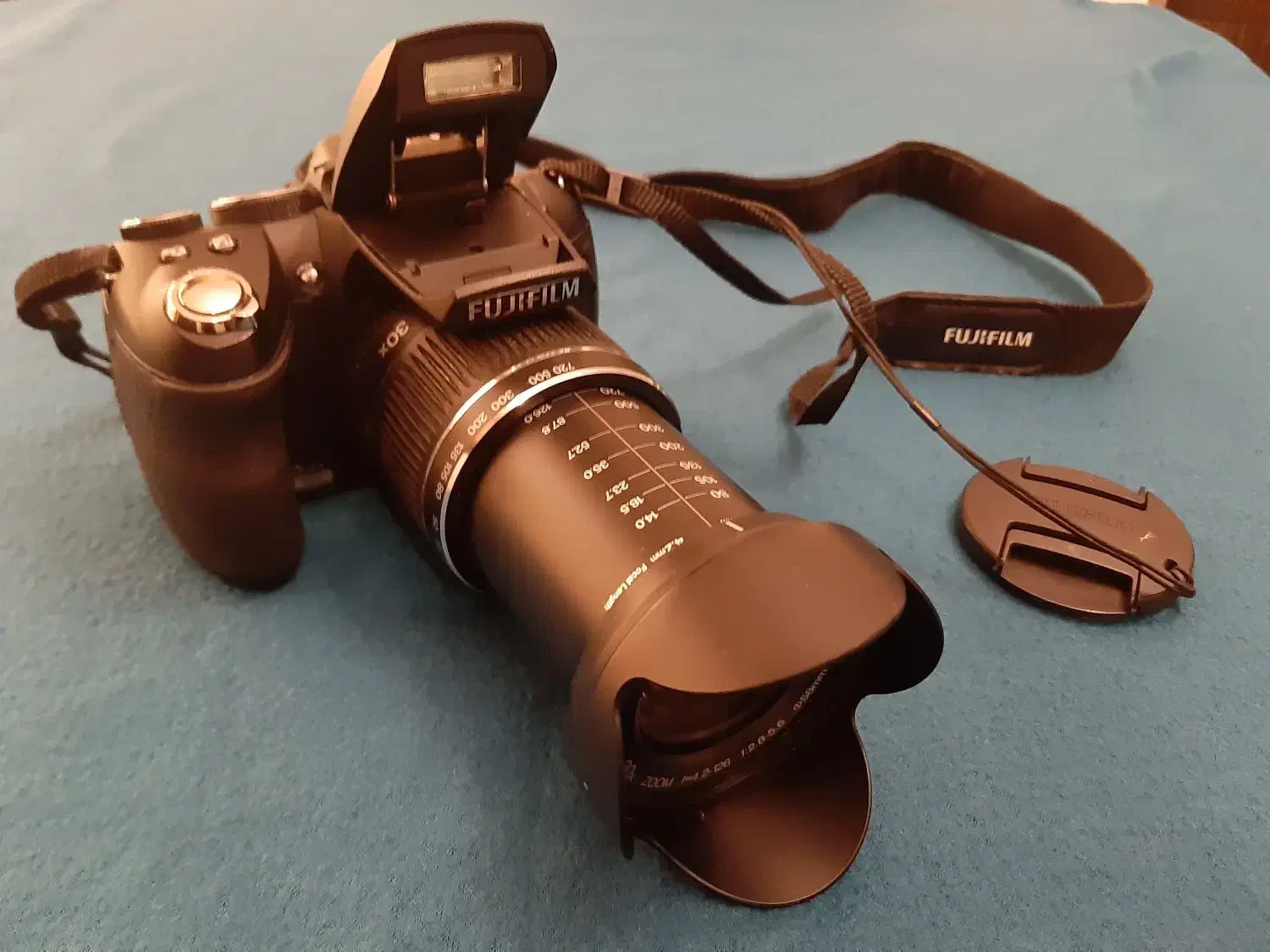 دوربین نیمه حرفه ای پاورشات فوجی HS10|دوربین عکاسی و فیلمبرداری|مشهد, کوثر|دیوار