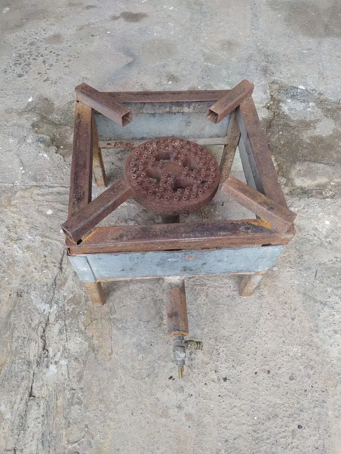 هود بیمکث|هود|علی‌آباد کتول, |دیوار