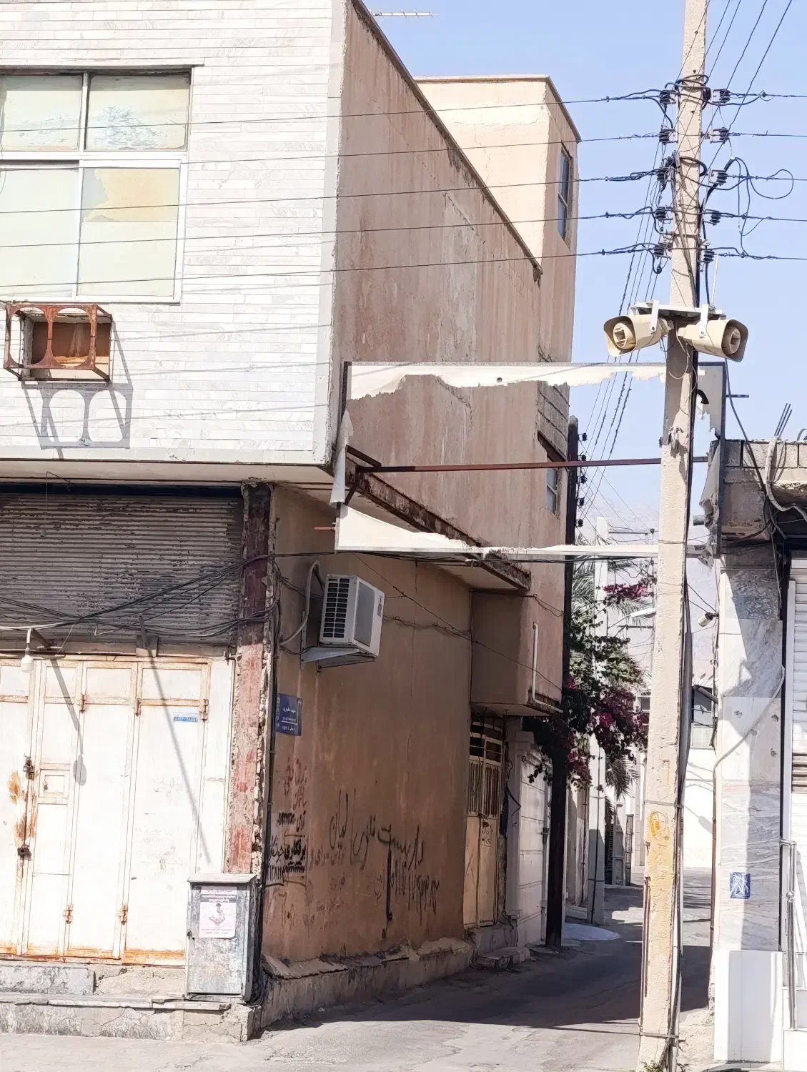 فروش آپارتمان مسکونی+مغازه تجاری خیابان مطهری|فروش آپارتمان|خورموج, |دیوار