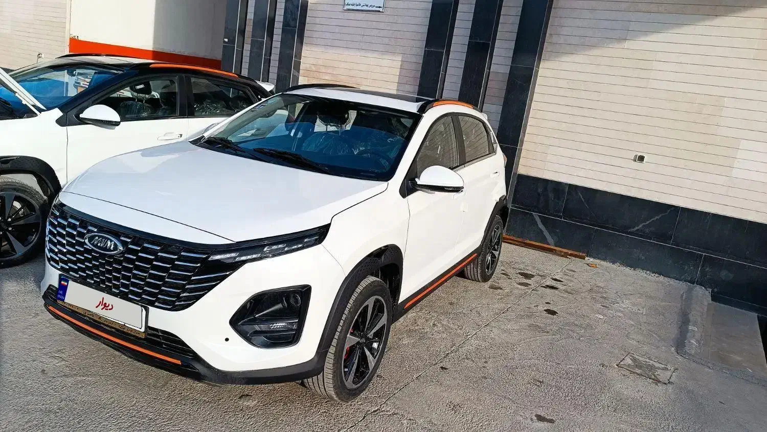 x33کراس دنده مدل1402 کم کارکرد|خودرو سواری و وانت|خرمآباد, |دیوار