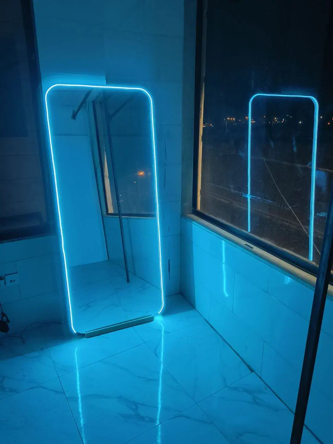 آینه های نئونی لاکچری|آینه|پرند, فاز ۶|دیوار