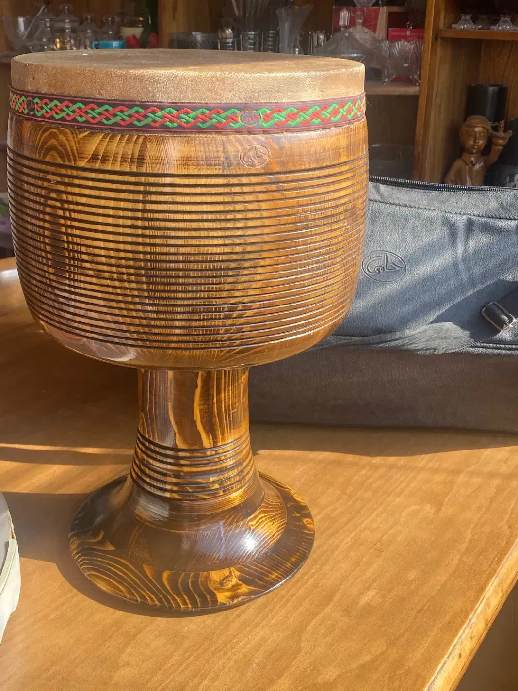 تنبک ۲۷ تک مهر چوب گردو حرفه ای حلمی با سافت کیس|سازهای سنتی|تهران, اکباتان|دیوار